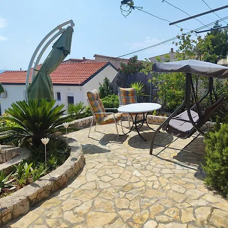 Mihael Apartment *