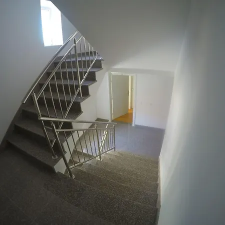 Mihael Apartment *