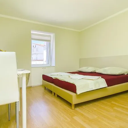 Mihael Apartment Trogir